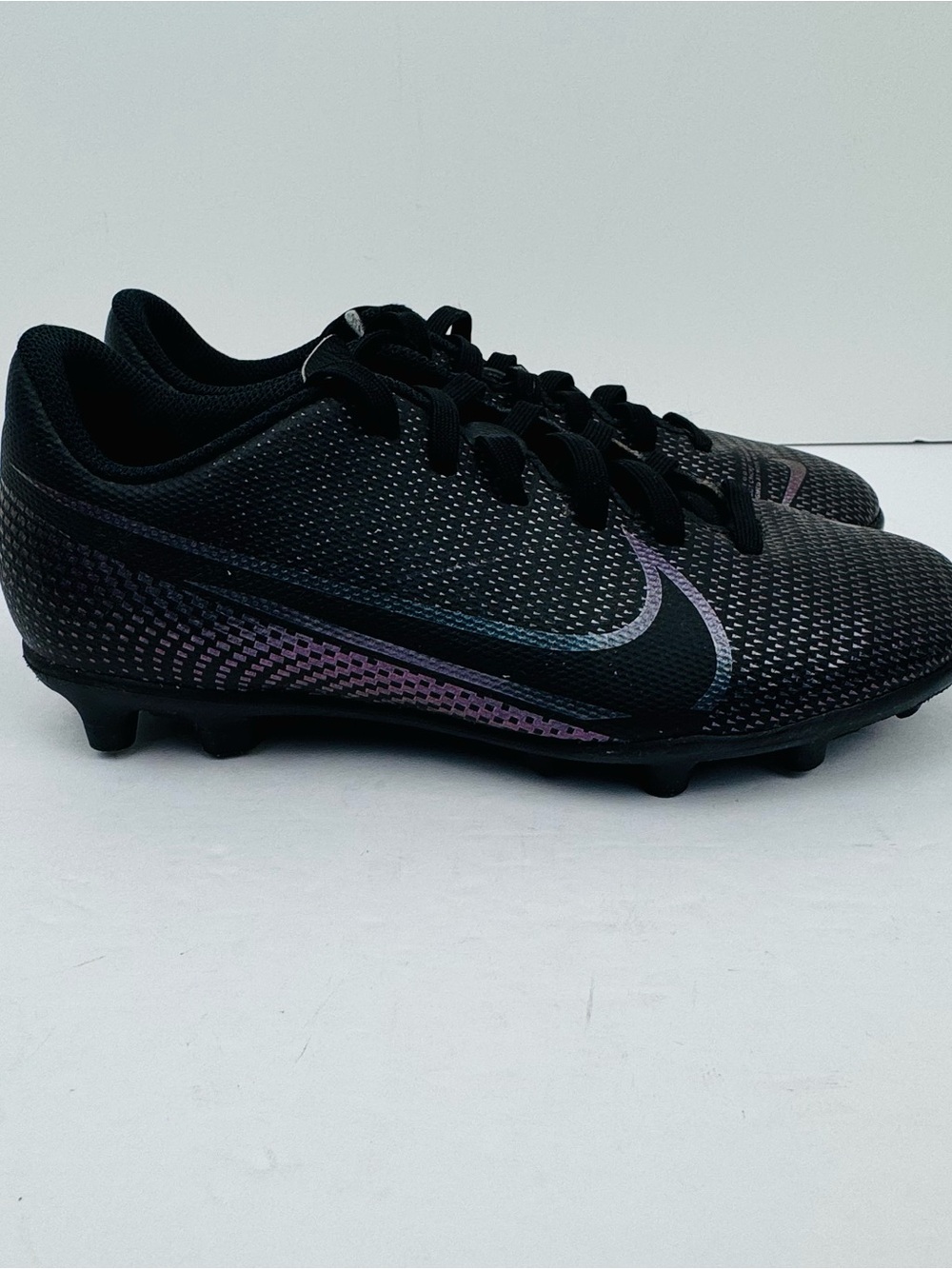 Nike Mercurial Vapor 13 Club soccer cleats, black iridescent design. Size 3.5Y